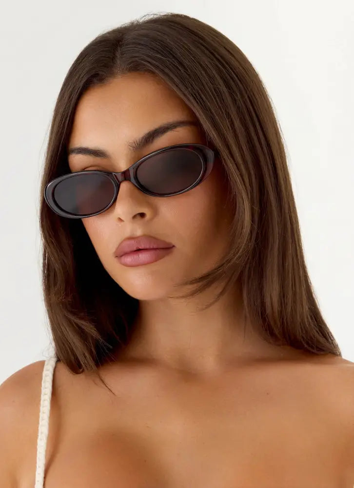 Contrast Sunglasses - Tort - Tort / One Size - Sunglasses